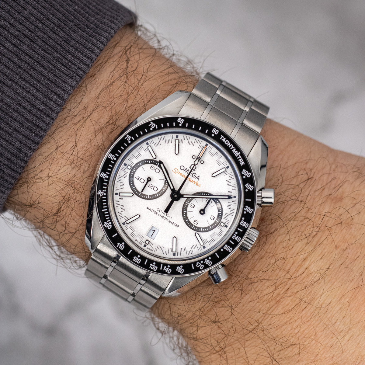 OMEGA Speedmaster Racing Chronograph 44 Produktbild main 1