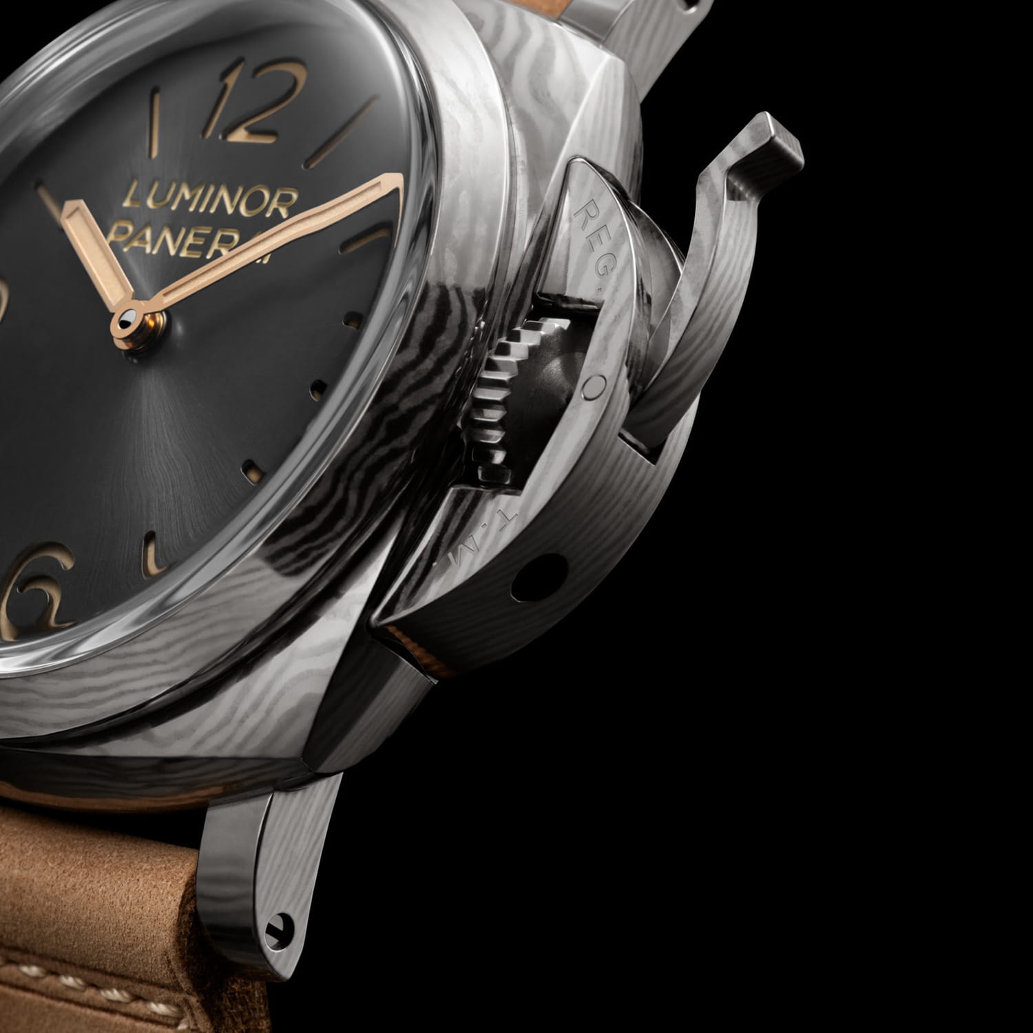 Panerai Luminor Forged Titanium Produktbild main 4