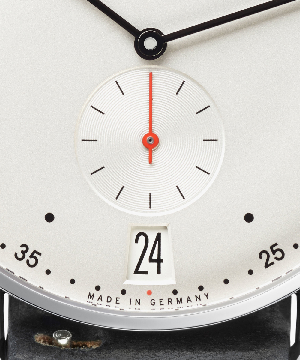 NOMOS Glashütte Metro 38 Datum Produktbild main 1
