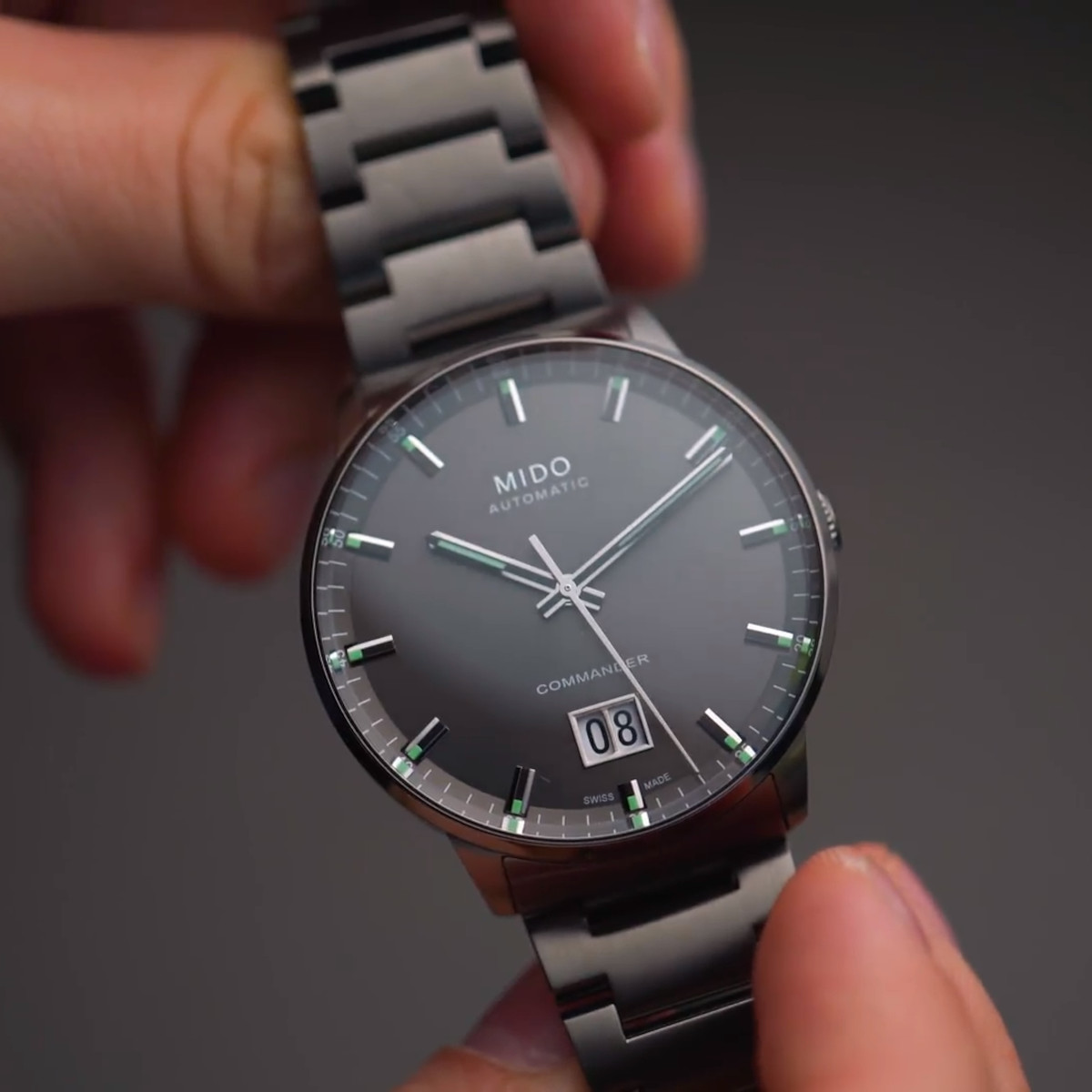 Mido Commander Big Date Produktbild main 1