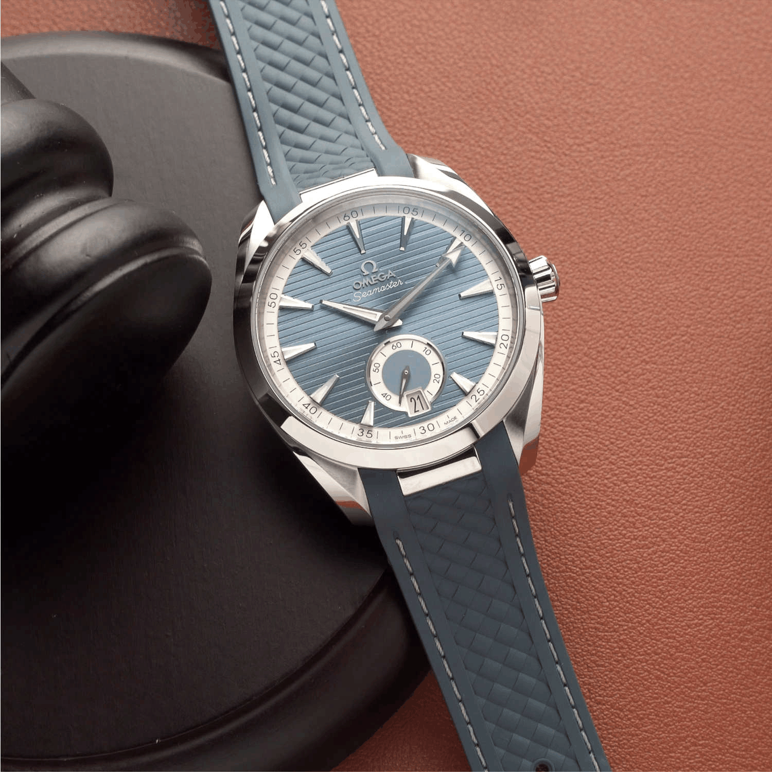 OMEGA Seamaster Aqua Terra Small Seconds 41 CPO Produktbild main 5