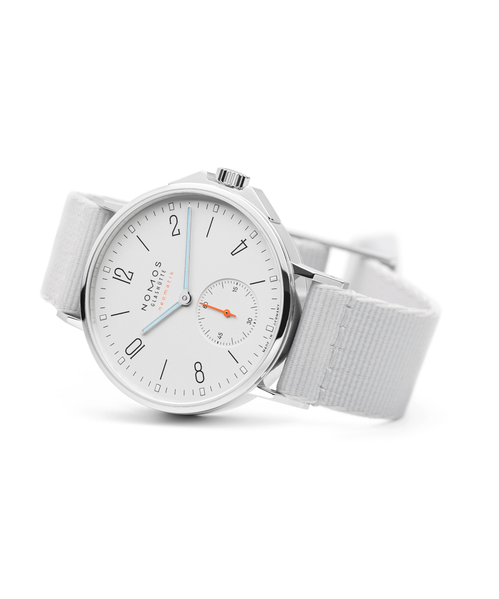 NOMOS Glashütte Ahoi Neomatik Produktbild main 1