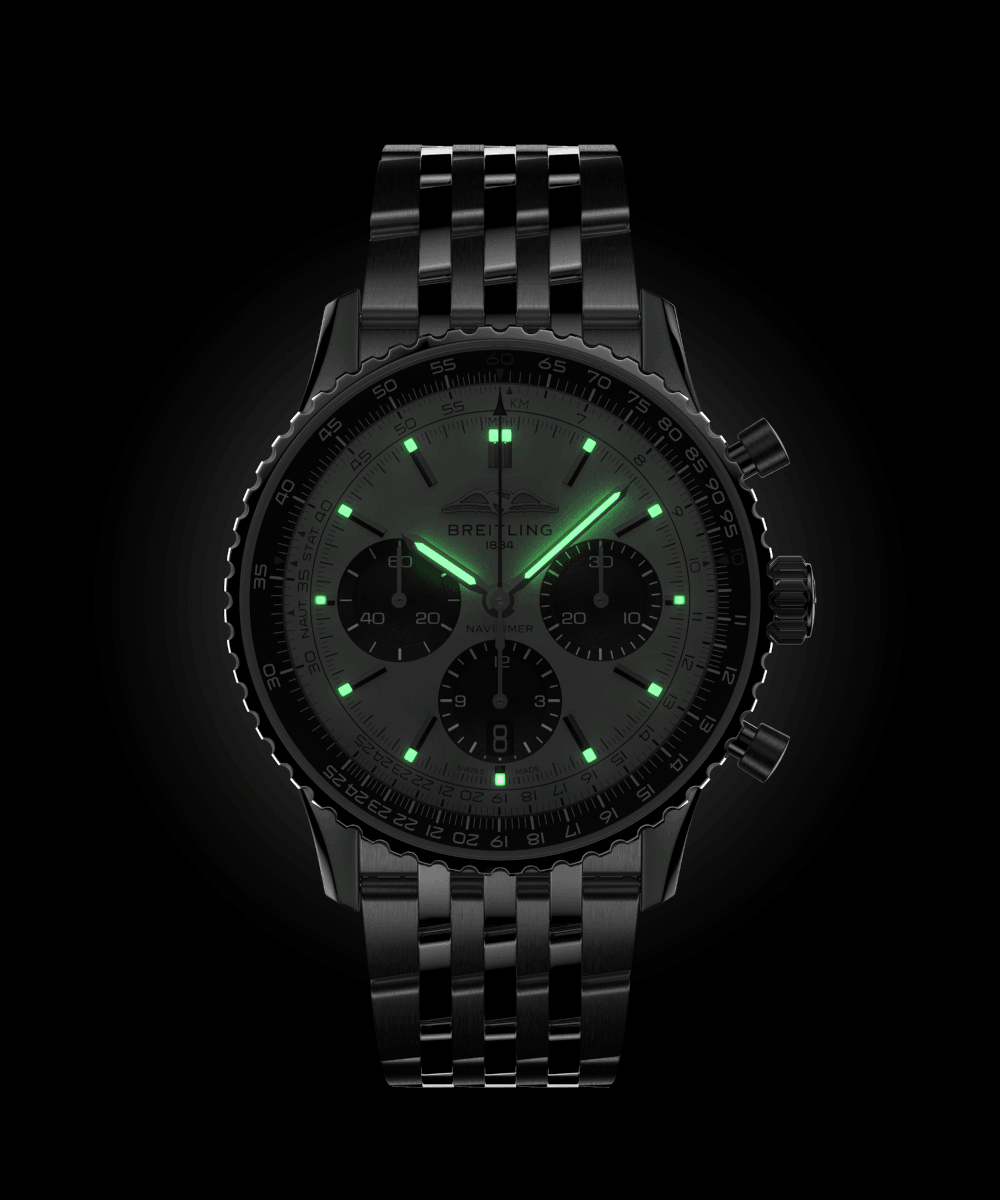 Breitling Navitimer B01 Chronograph 43 Produktbild main 4