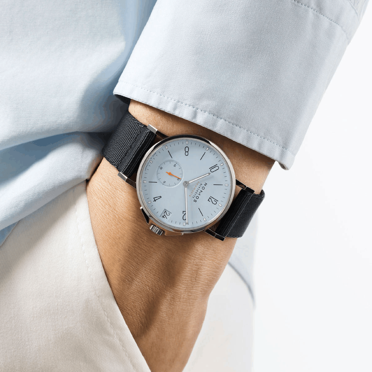 NOMOS Glashütte Ahoi Neomatik 38 Datum Sky Produktbild main 4