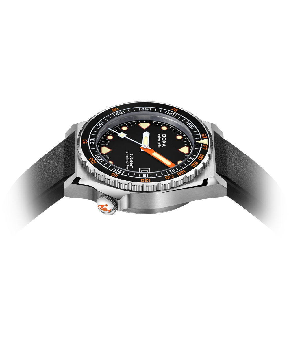 Doxa Sub 600T Sharkhunter Produktbild main 1