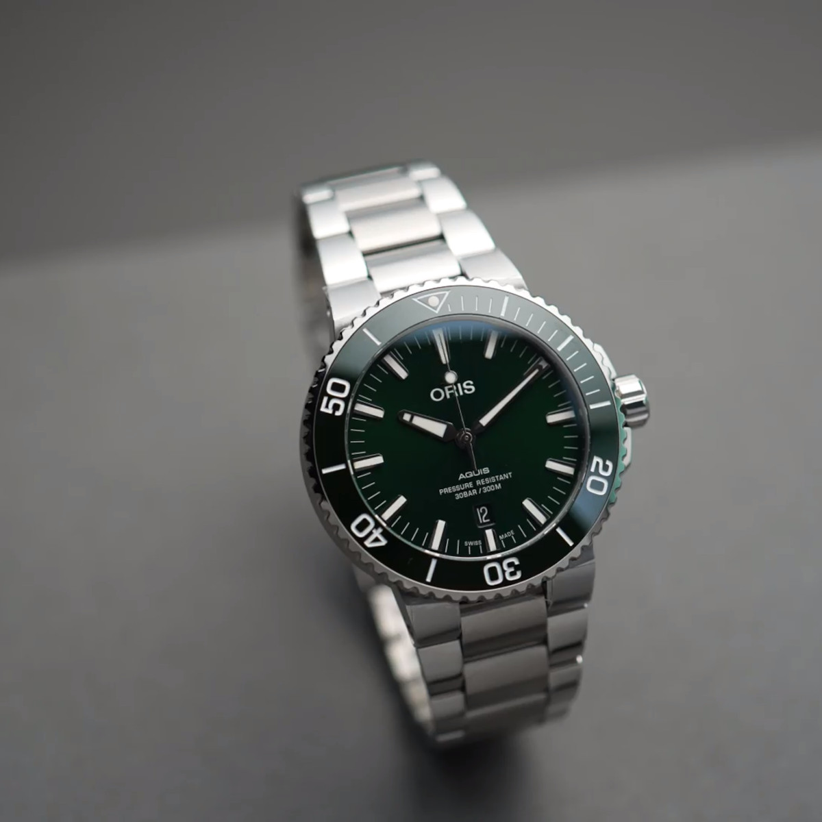 Oris Aquis Date 43,5 Produktbild main 4