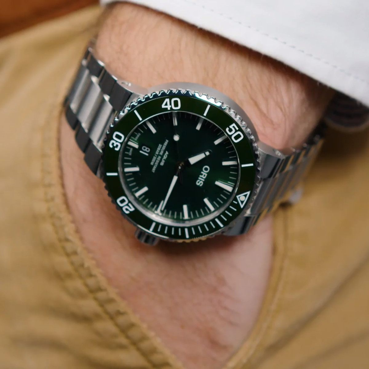 Oris Aquis Date 43,5 Produktbild main 2