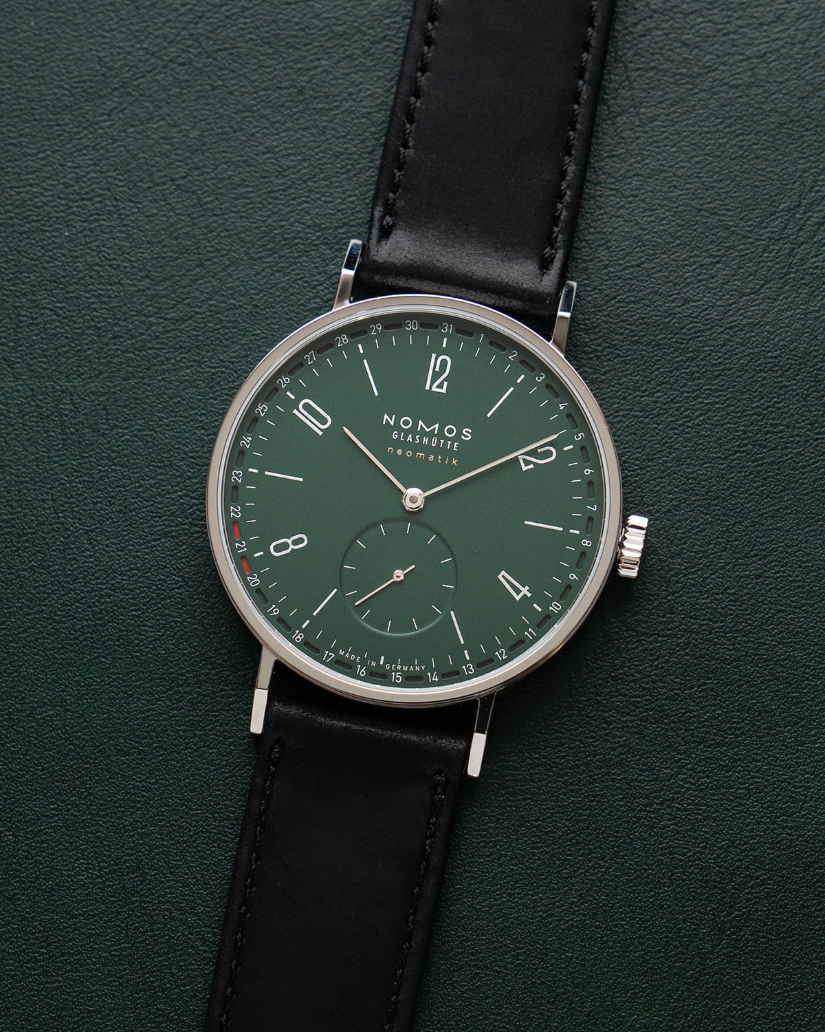 product-gallery-carousel-4