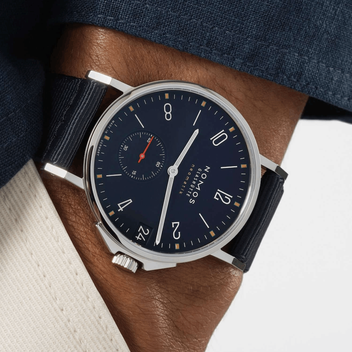 NOMOS Glashütte Ahoi Neomatik 38 Datum CPO Produktbild main 1