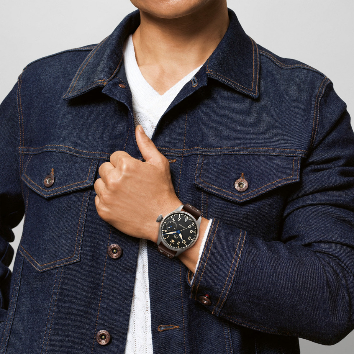 IWC Schaffhausen Big Pilot's Watch Heritage Produktbild main 3