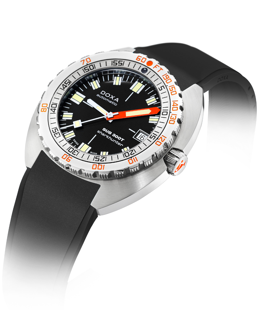 Doxa Sub 300T Sharkhunter Produktbild main 3