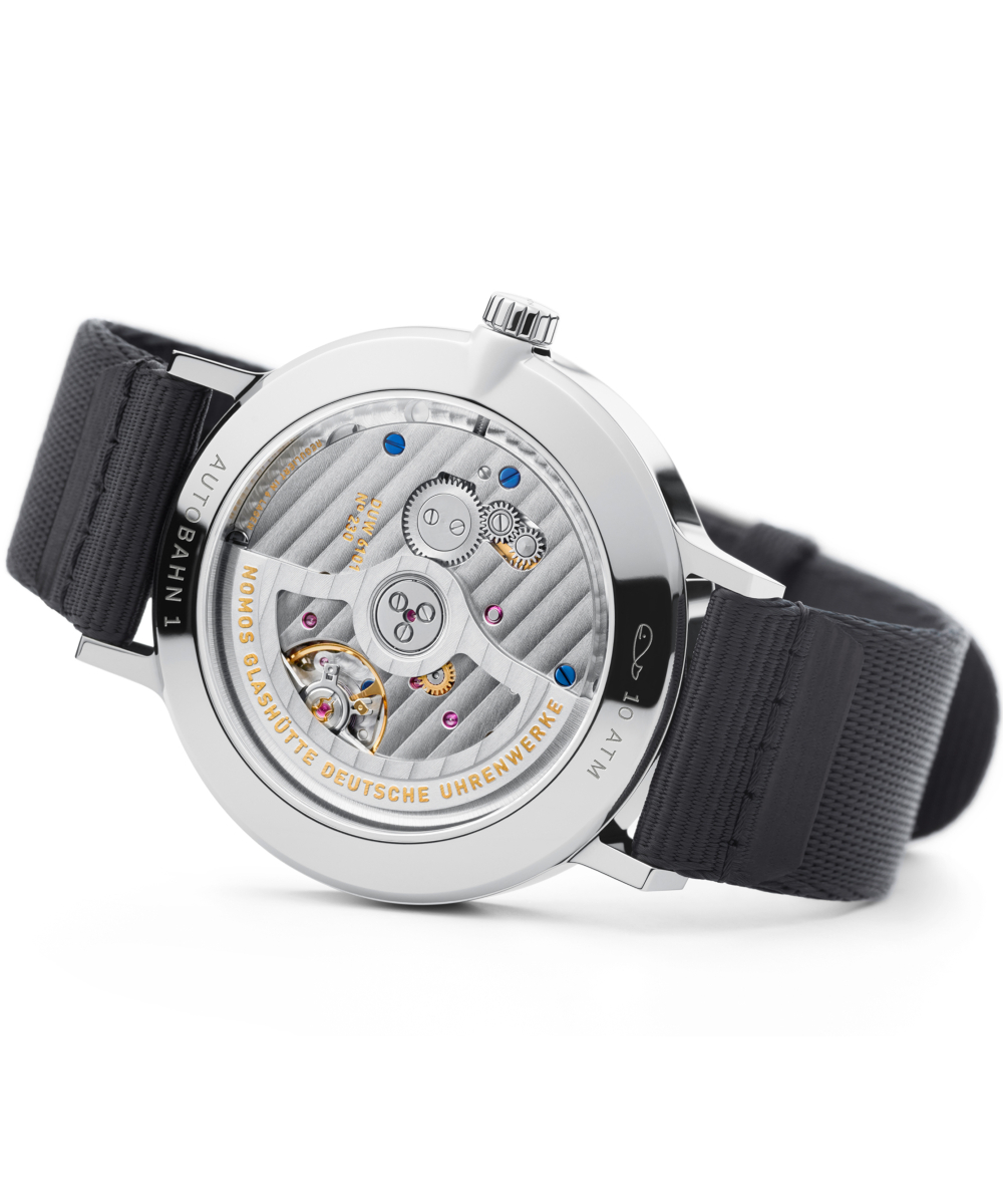 NOMOS Glashütte Autobahn Neomatik 41 Datum Sportgrau Produktbild main 1