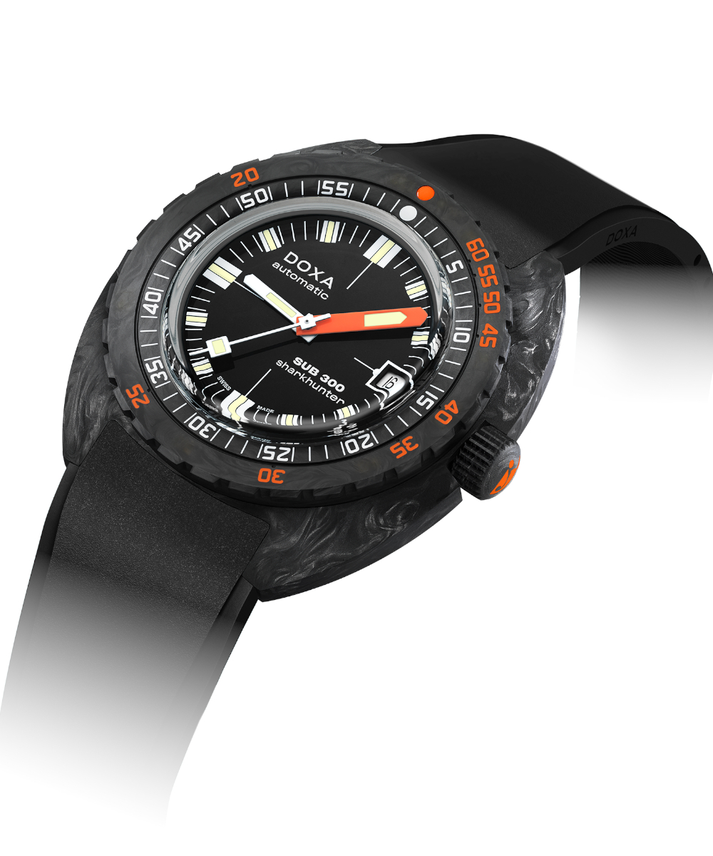 Doxa Sub 300 Carbon Sharkhunter Produktbild main 1