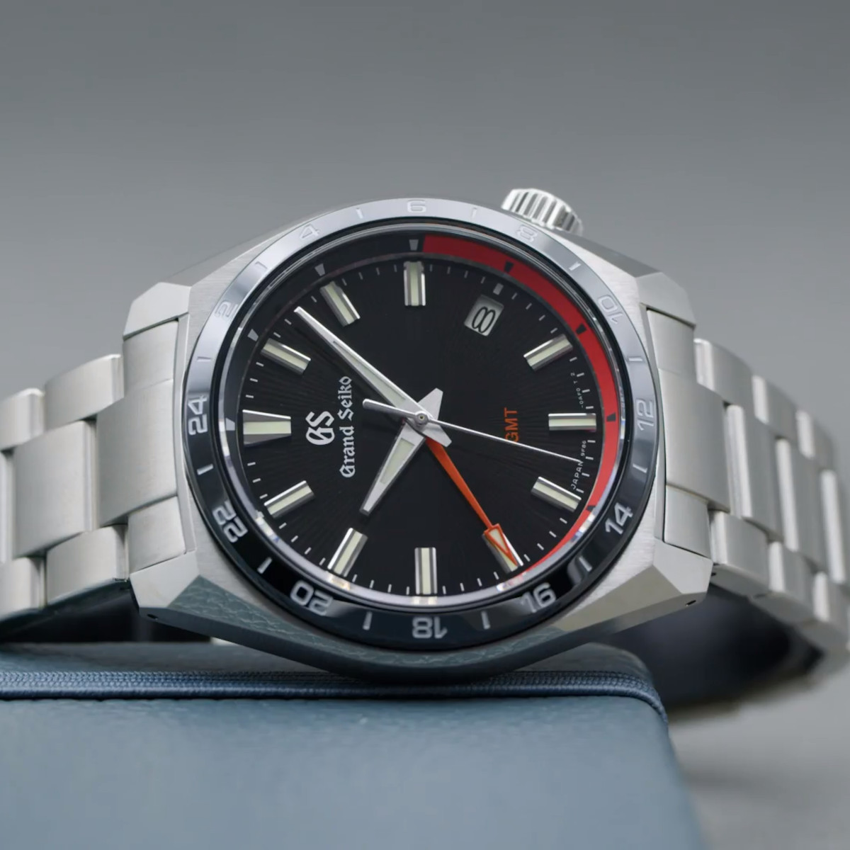 Grand Seiko Sport Quarz Produktbild main 1