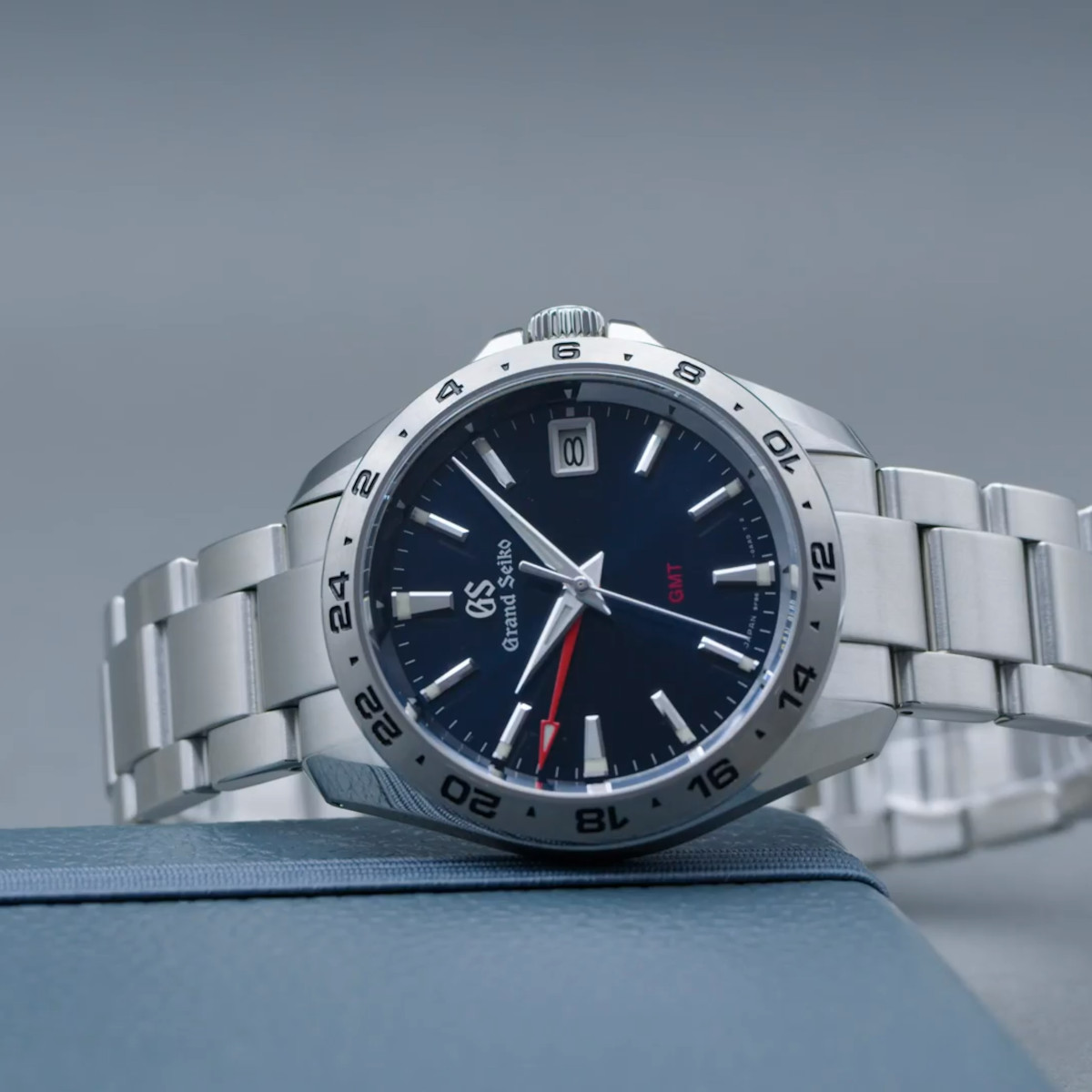 Grand Seiko Sport Quarz Produktbild main 5