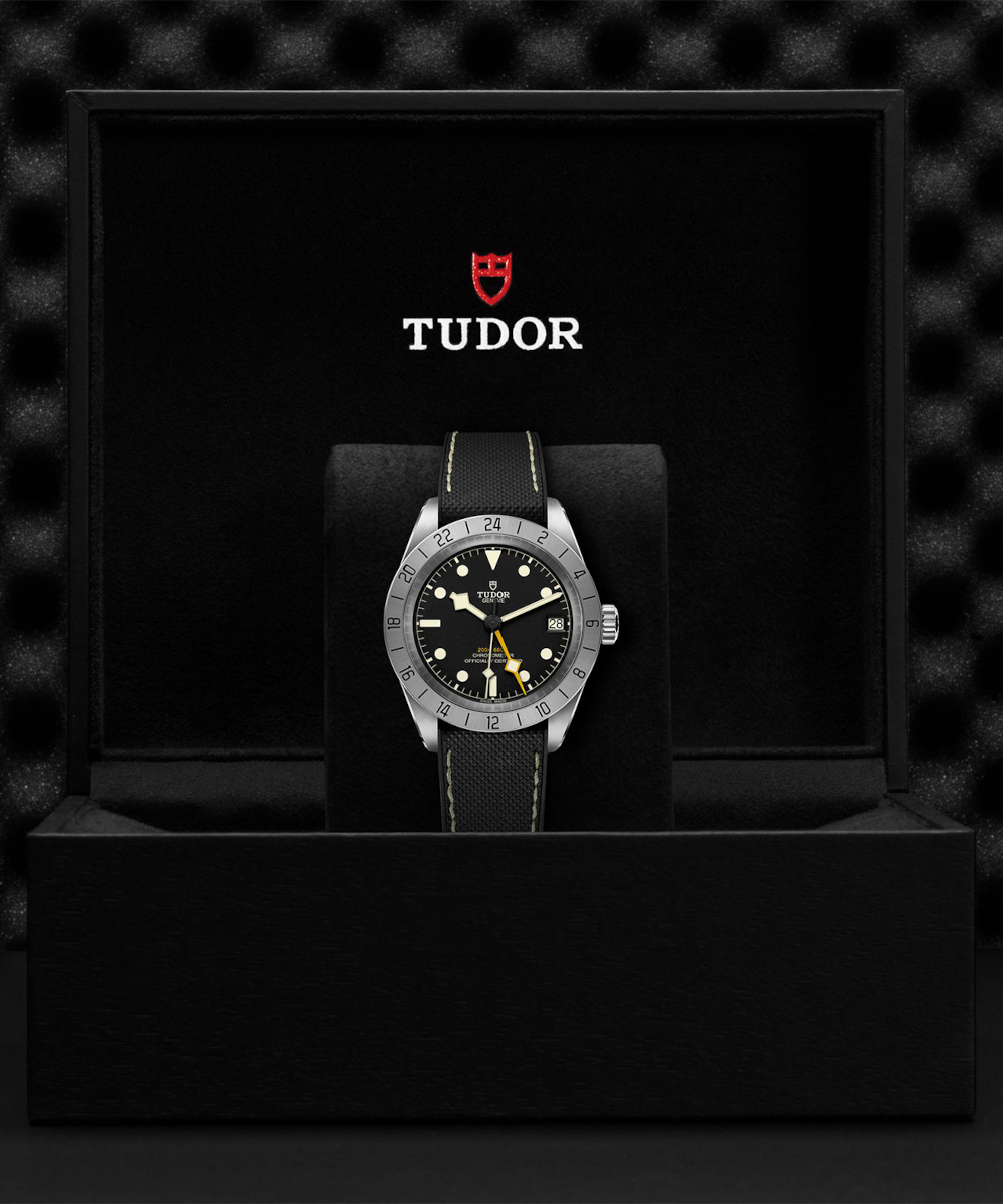TUDOR Black Bay Pro Produktbild main 1