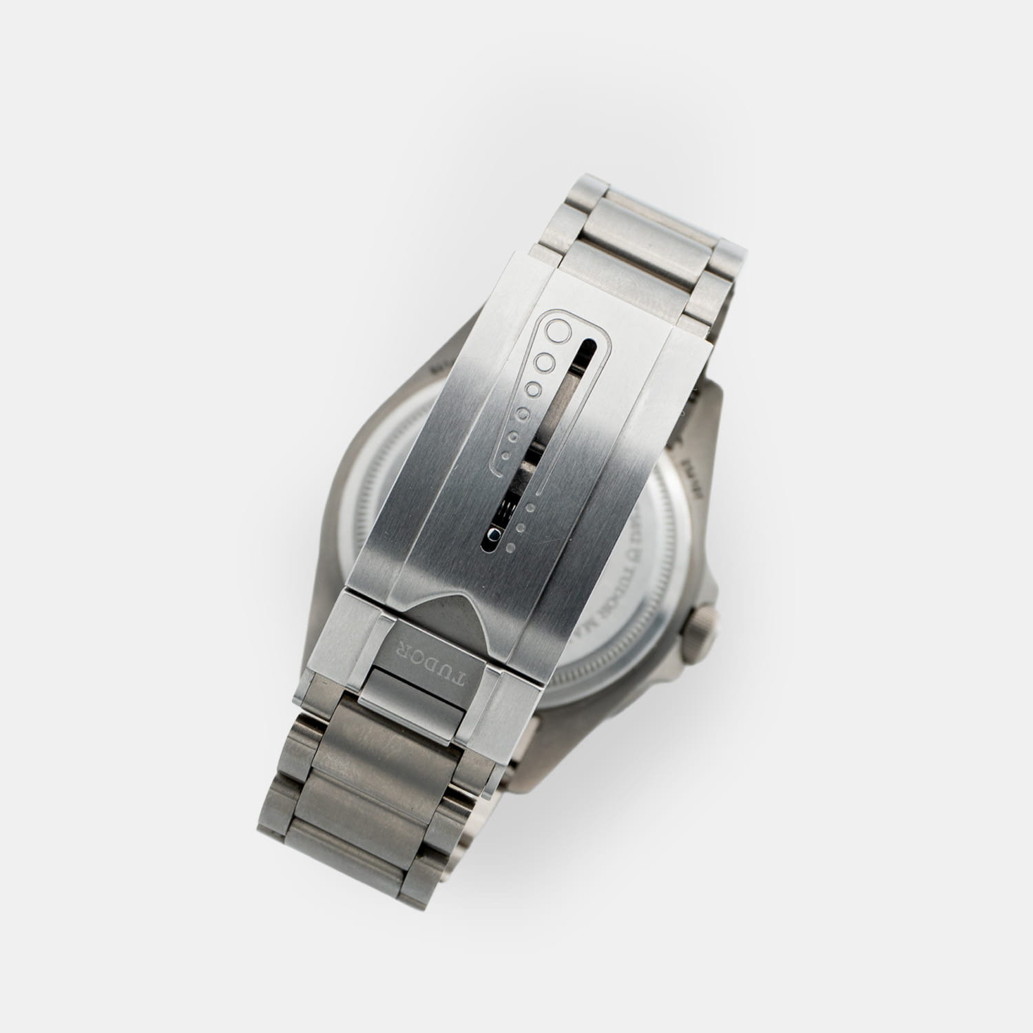 TUDOR Pelagos LHD CPO4 Produktbild main 3