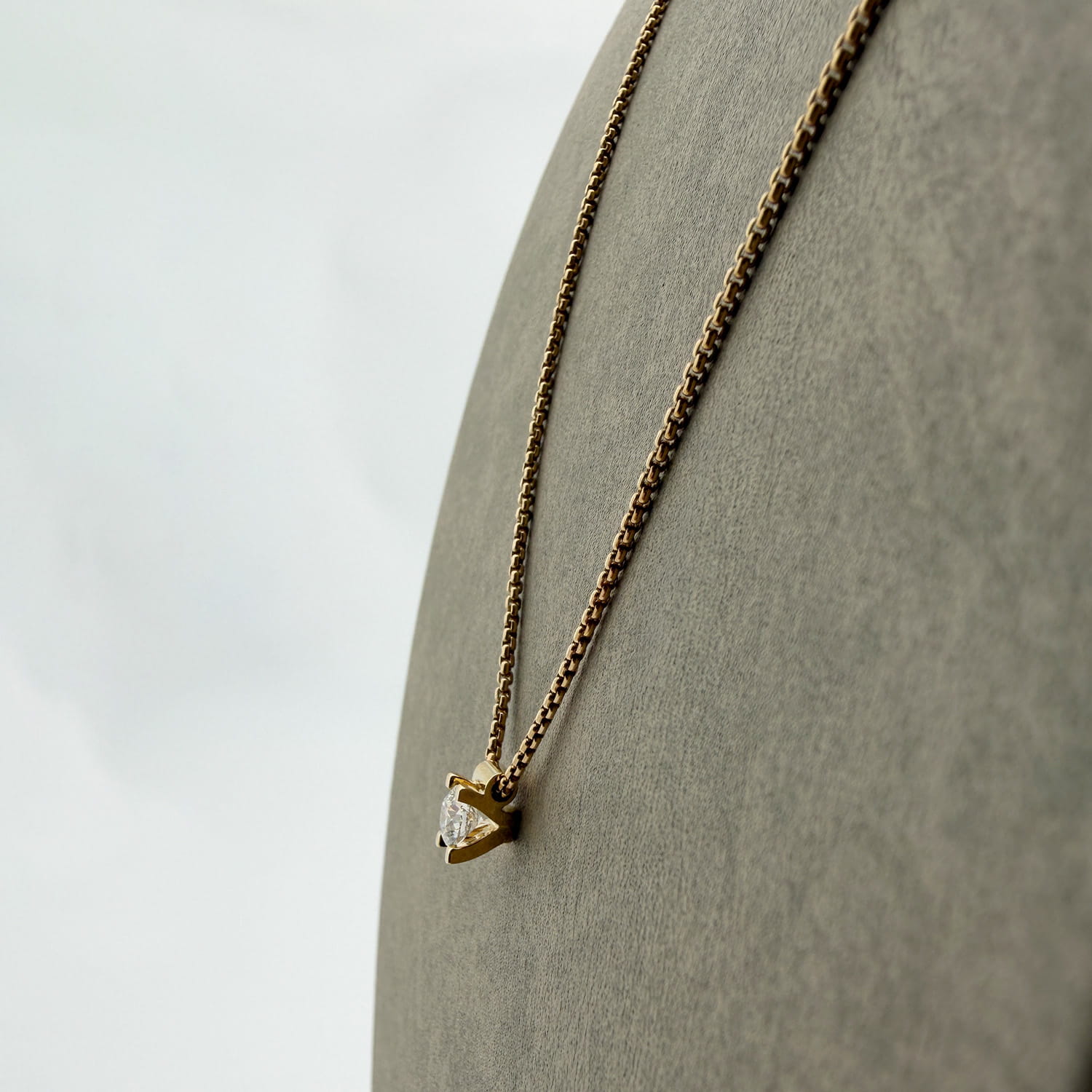 ALTHERR Manufaktur Amare Collier Gelbgold 750 0,35 ct. – 45 cm Produktbild main 4