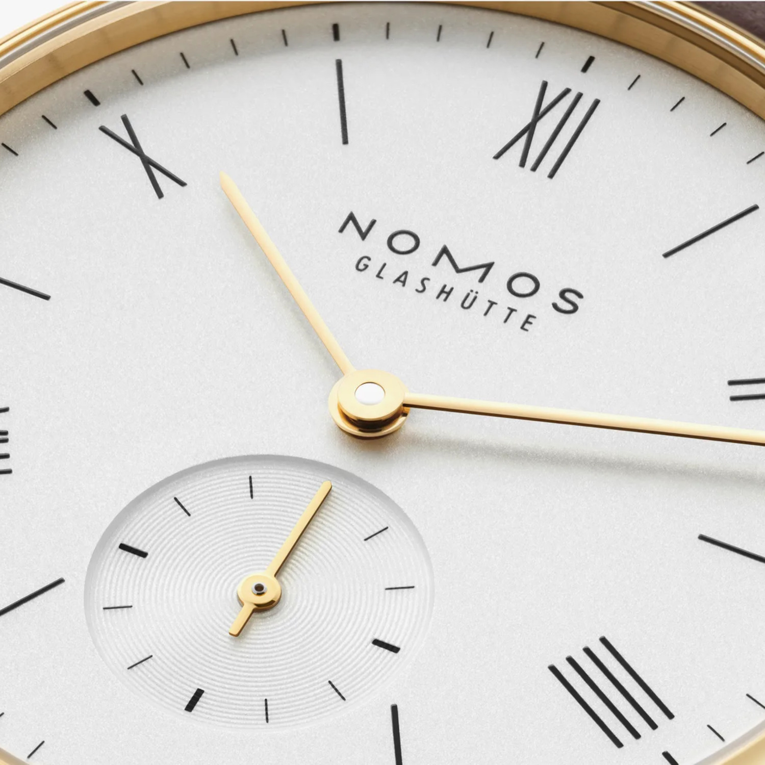 NOMOS Gold 33 Produktbild main 4