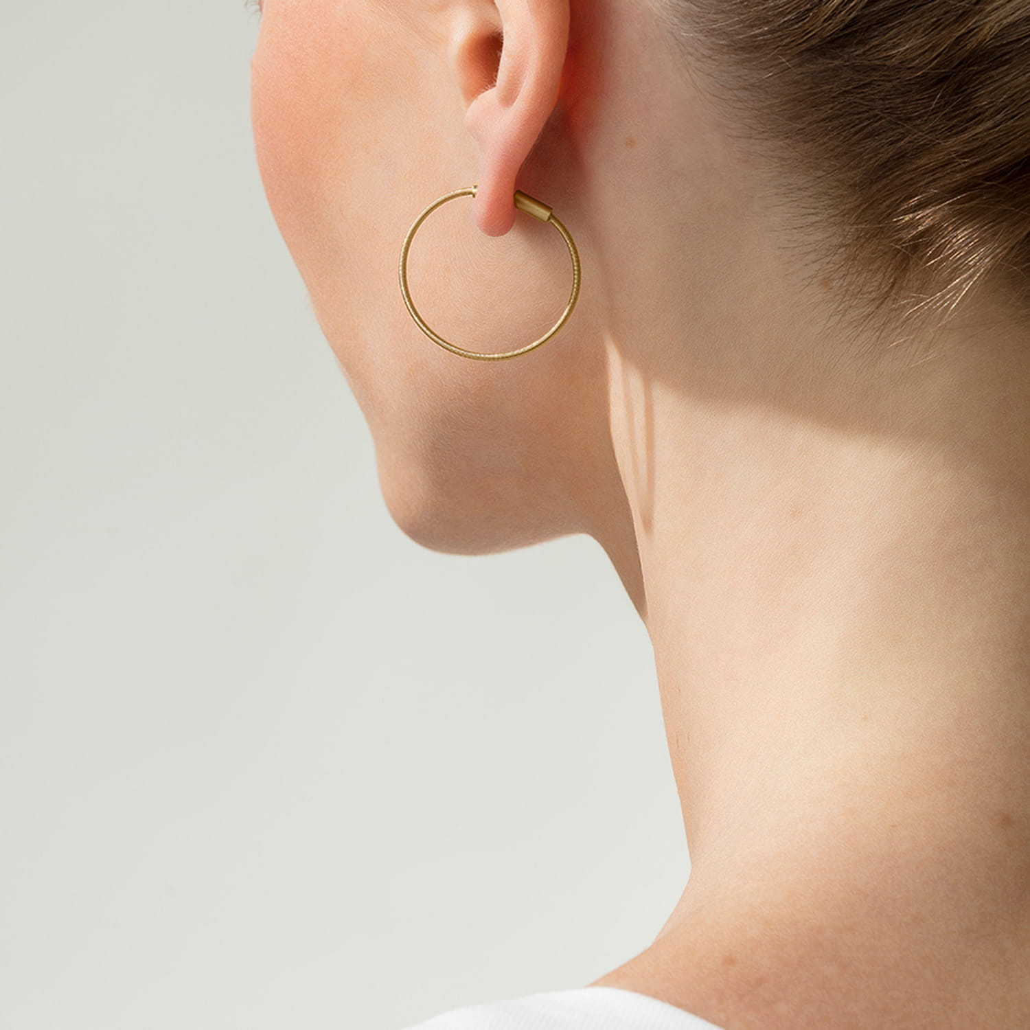 NIESSING Colette Creolen – Platin 30 mm Produktbild main 2