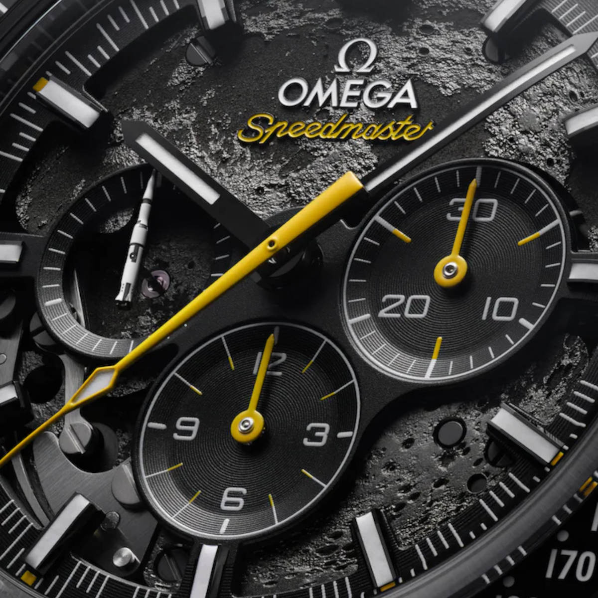 OMEGA Speedmaster Dark Side of the Moon Apollo 8 Produktbild main 1