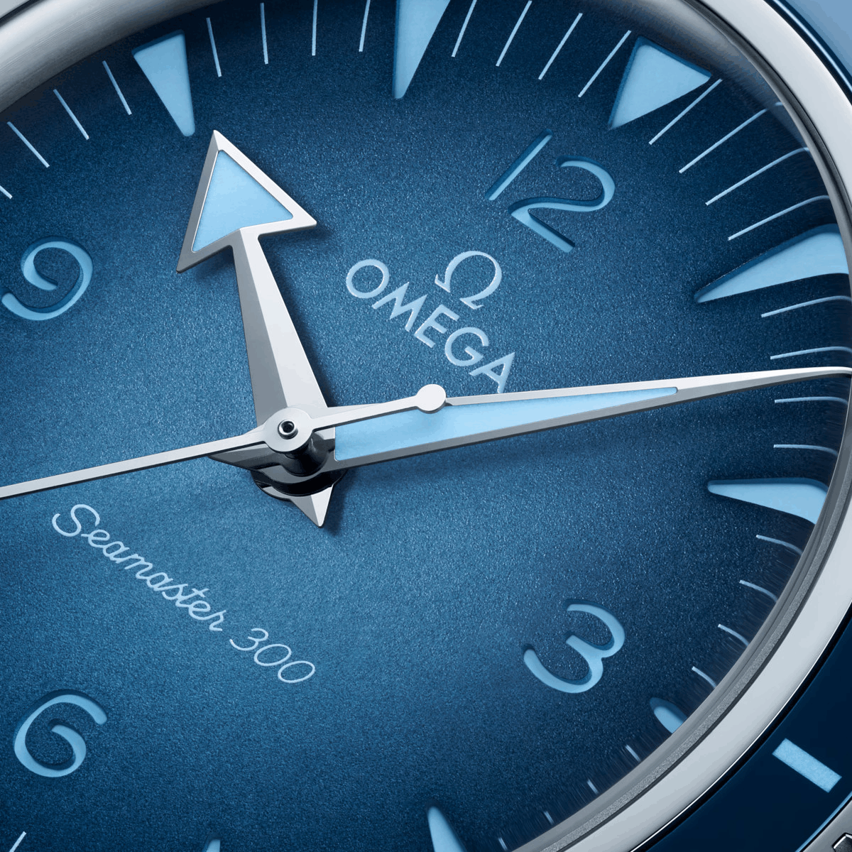 OMEGA Seamaster 300 Summer Blue 41 Produktbild main 4
