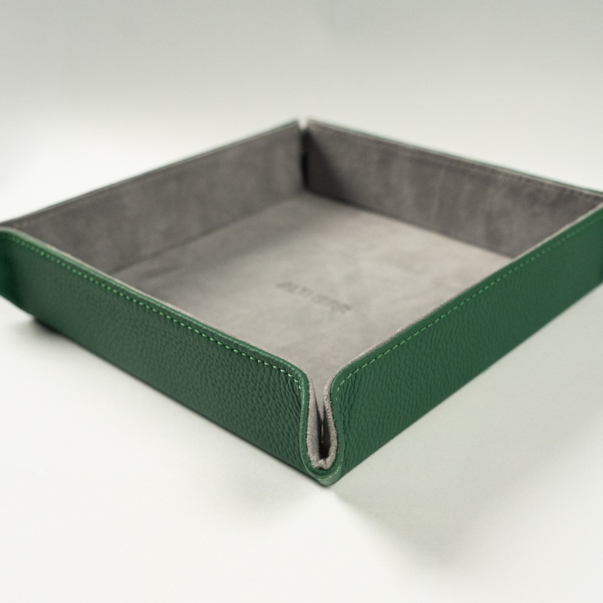 ALTHERR Lederablage aus Togo- & Wildleder Grün Produktbild main 1