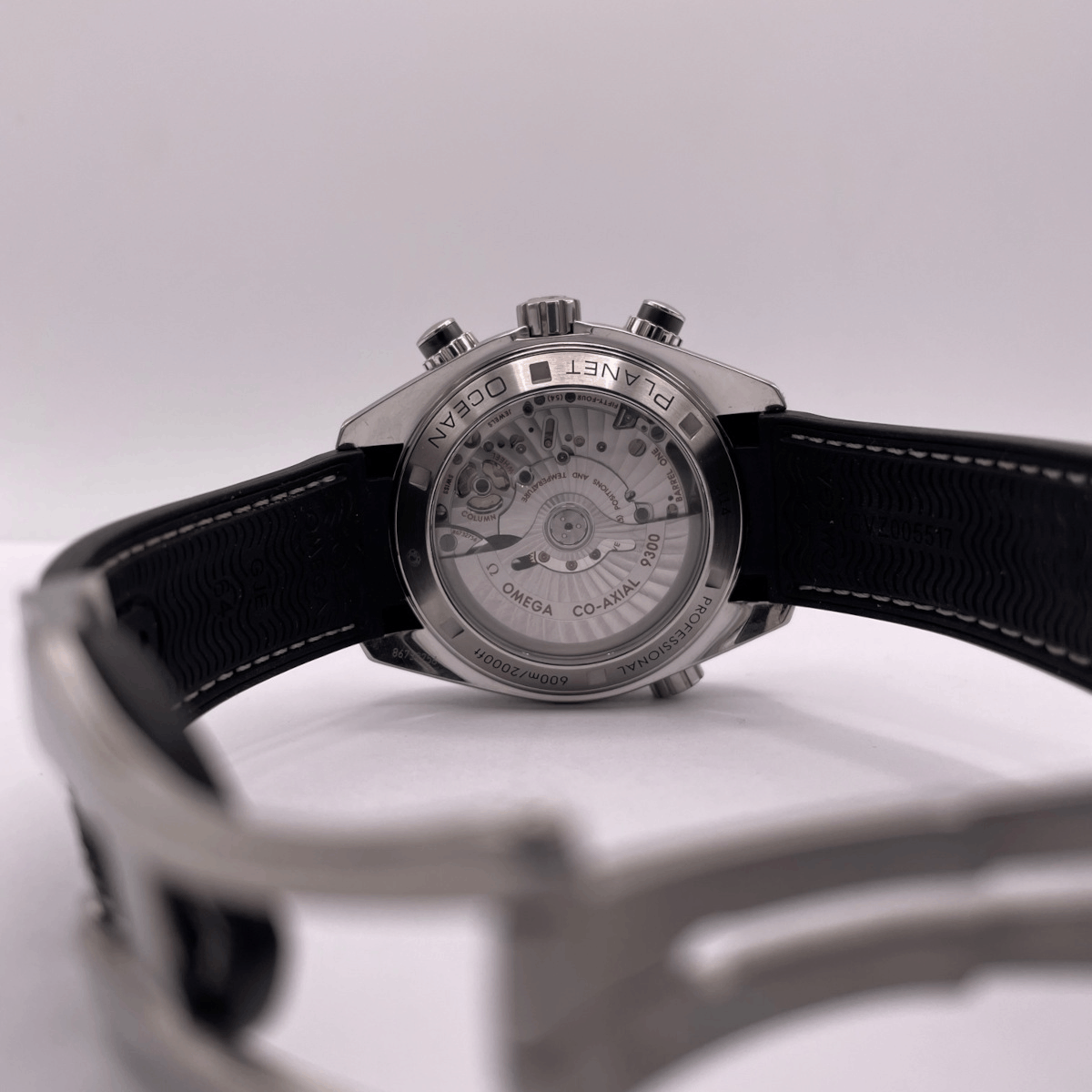 OMEGA Seamaster Planet Ocean 600M CPO Produktbild main 3