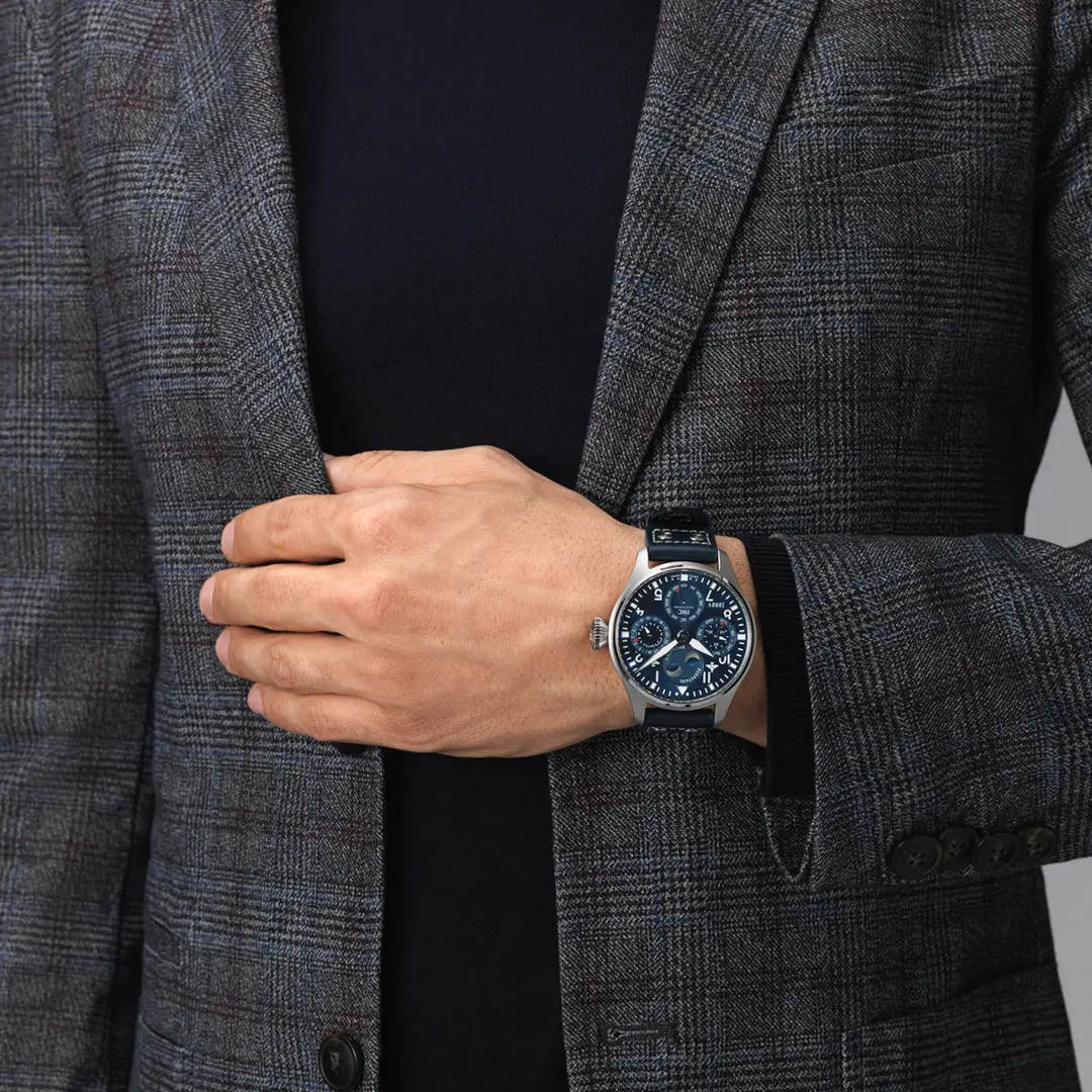 IWC Schaffhausen Big Pilot's Watch Perpetual Calendar Produktbild main 4