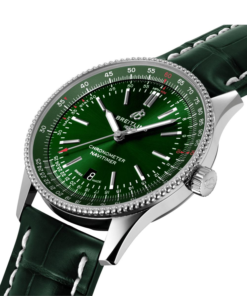 Breitling Navitimer Automatic 41 Produktbild main 3