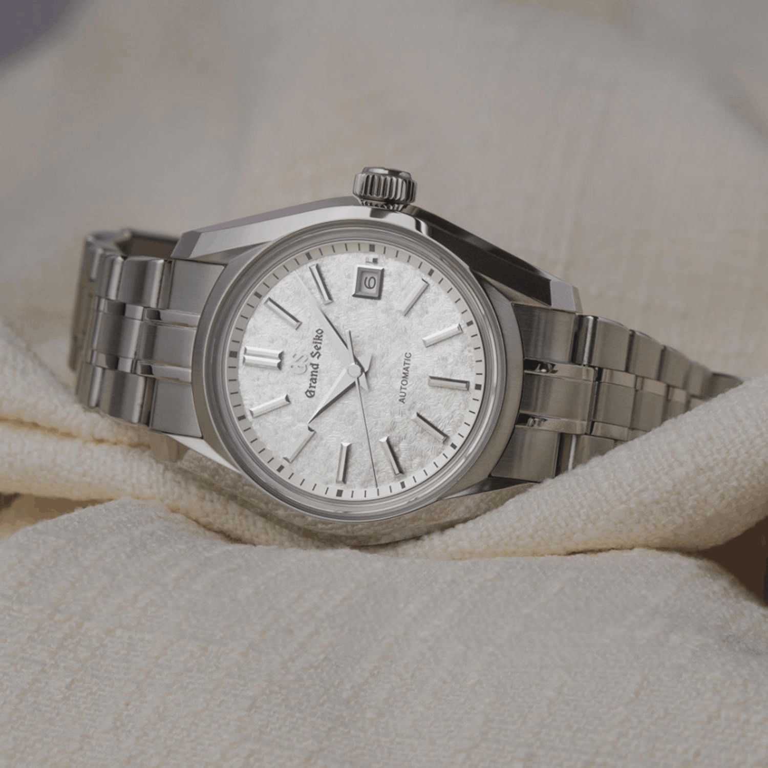 Grand Seiko Heritage Kollektion Sakura-Tsukiyo Produktbild main 2