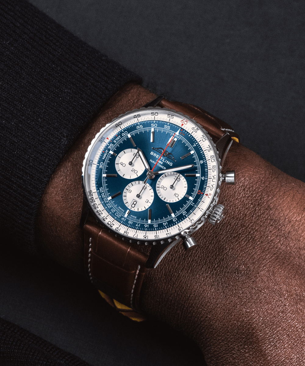 Breitling Navitimer B01 Chronograph 46 Produktbild main 4