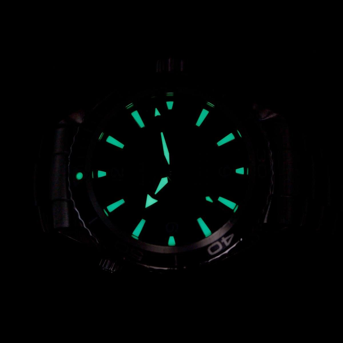 OMEGA Seamaster Planet Ocean Big Size CPO Produktbild main 3