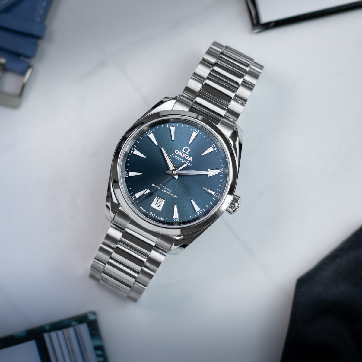 OMEGA Seamaster Aqua Terra 38 Produktbild main 3