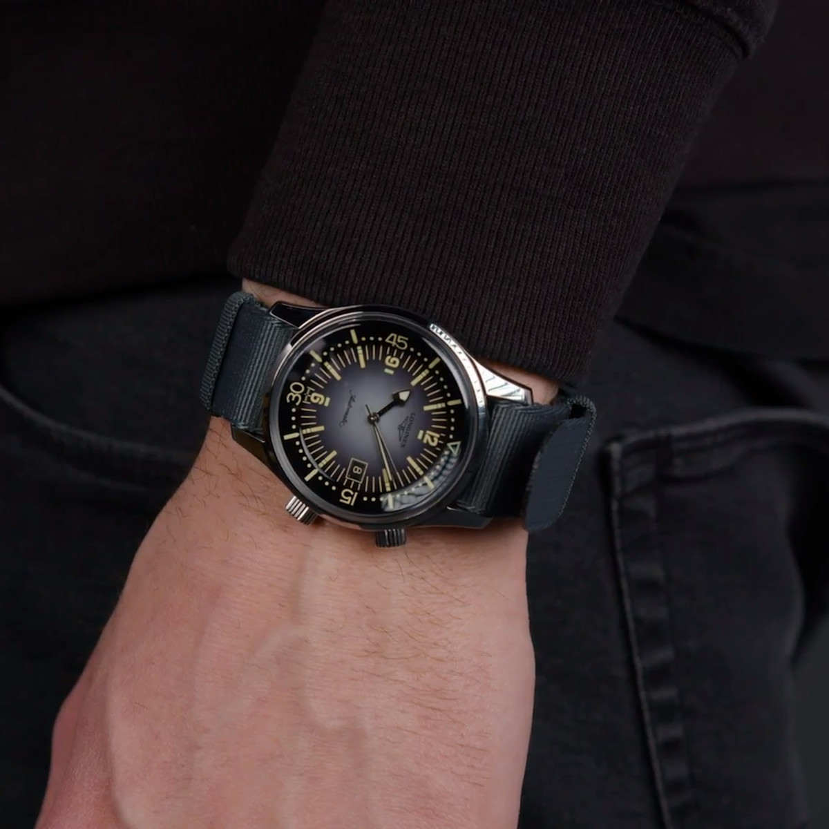 Longines Legend Diver 42 Produktbild main 2