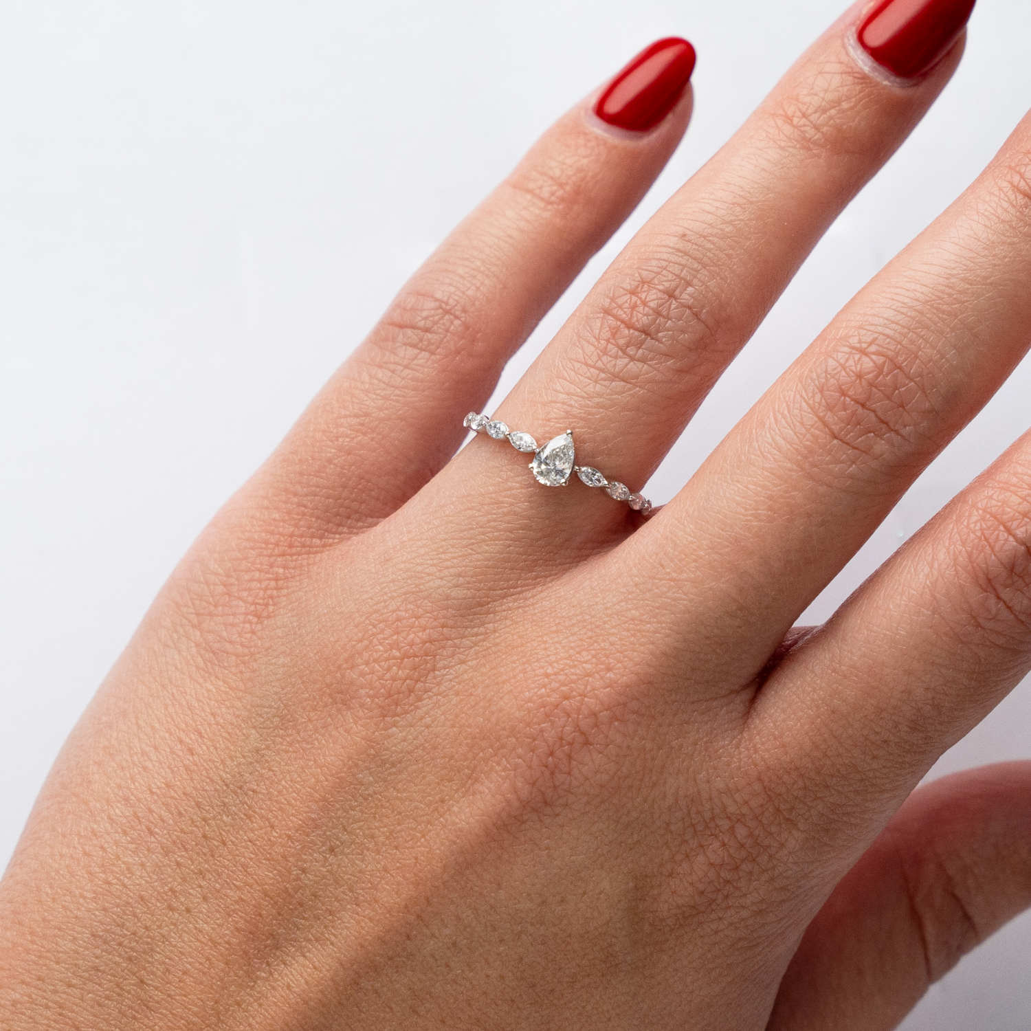 ALTHERR Diamonds Modern Ring Tropfen 0,62 ct. – Ringweite 52 Produktbild main 1