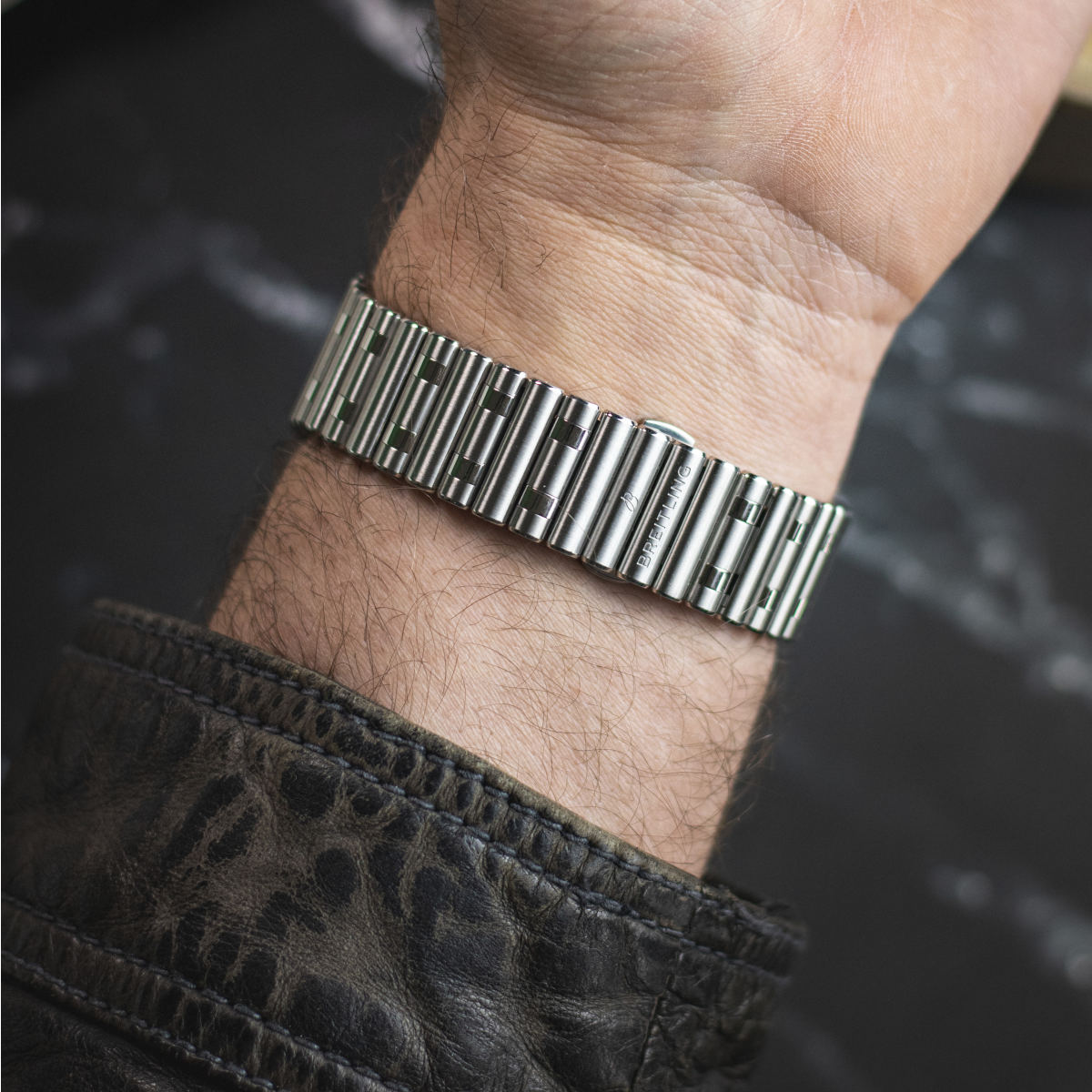 Breitling Chronomat Automatic GMT 40 Produktbild main 4