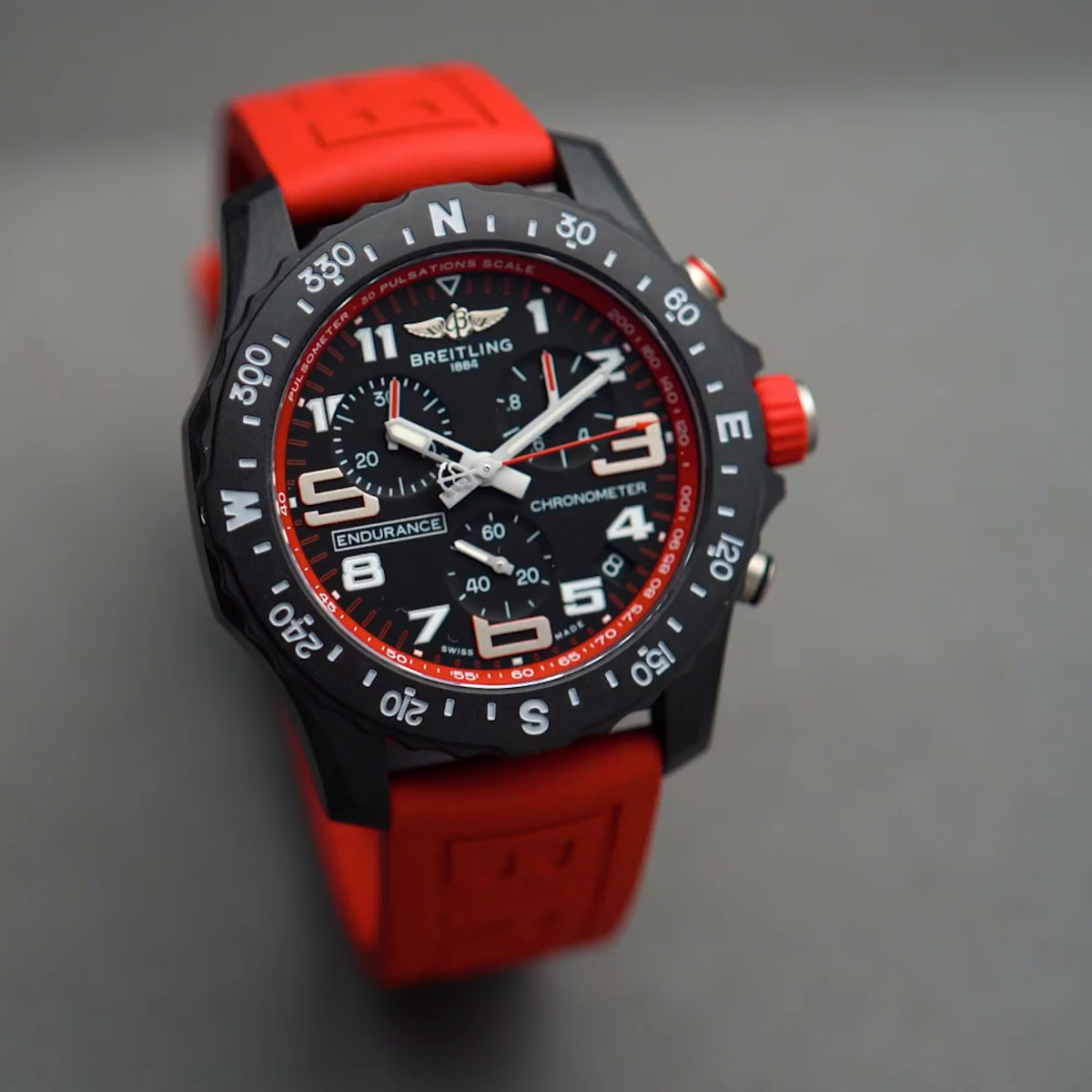 Breitling Endurance Pro 44 Produktbild main 5