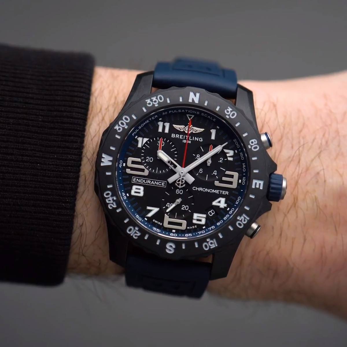 Breitling Endurance Pro 44 Produktbild main 5