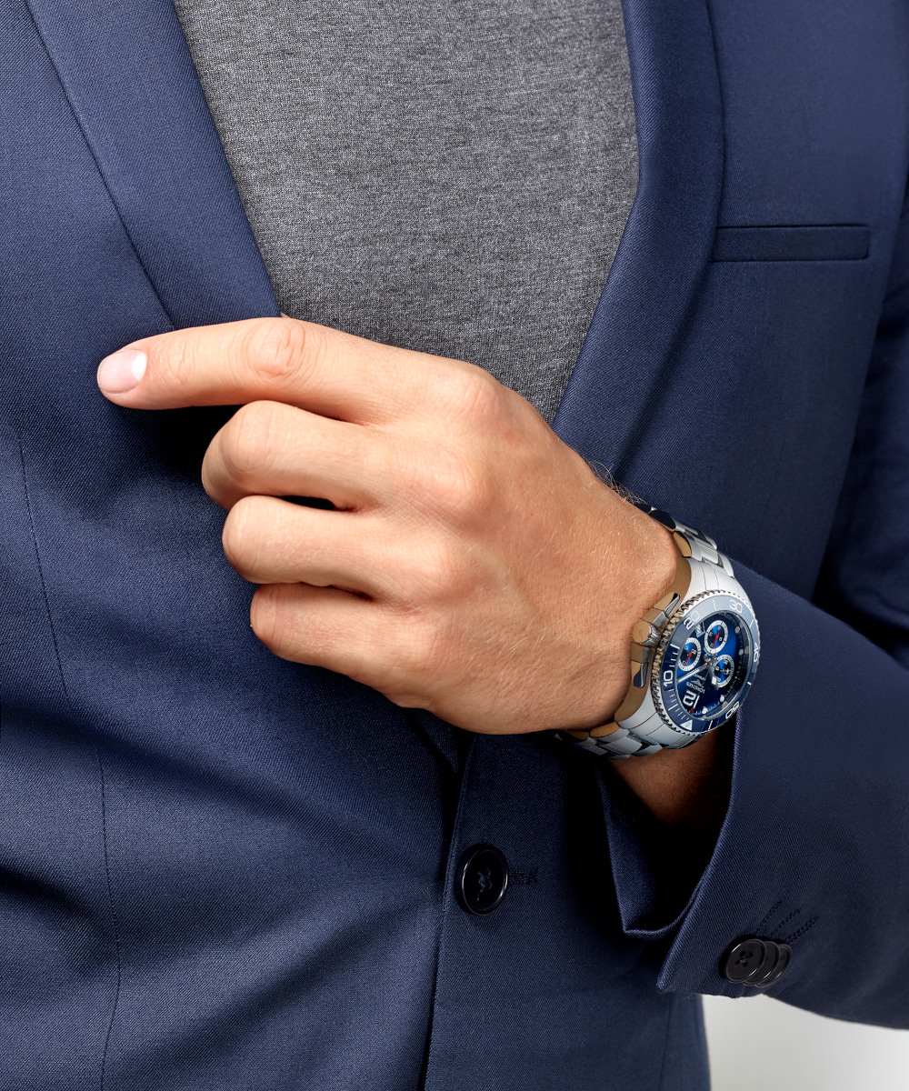 Longines HydroConquest Chronograph 43 Produktbild main 4