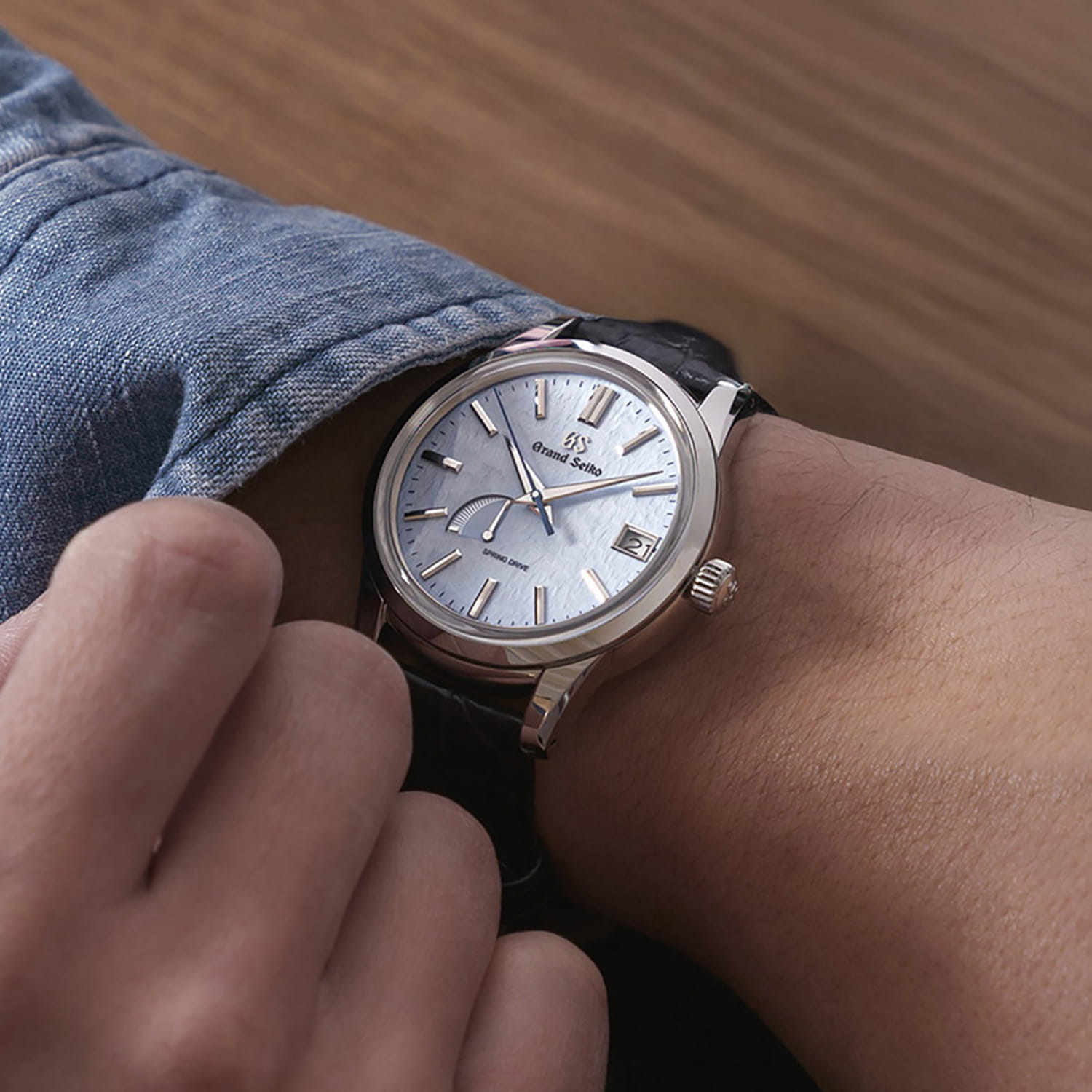 Grand Seiko Heritage Spring Drive Blue Snowflake Produktbild main 4