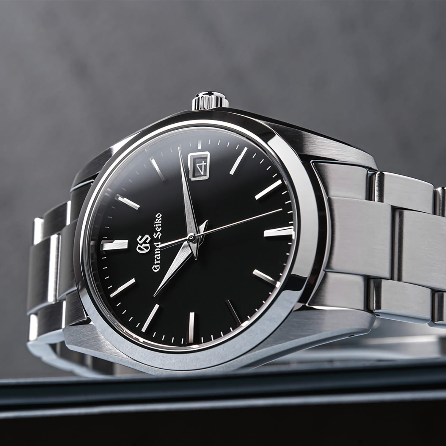 Grand Seiko Heritage Quarz Produktbild main 3