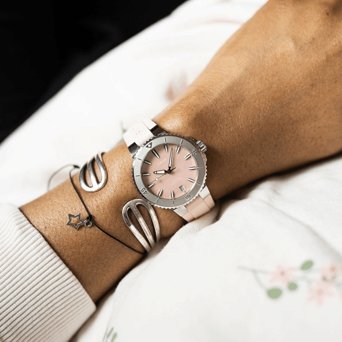 Oris Aquis Date 36,5 Produktbild main 4