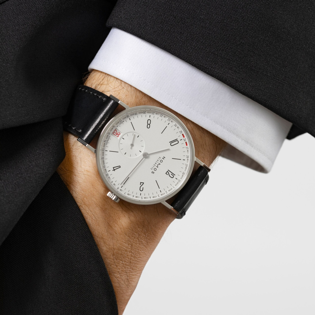 NOMOS Glashütte Tangente 2Date Produktbild main 1