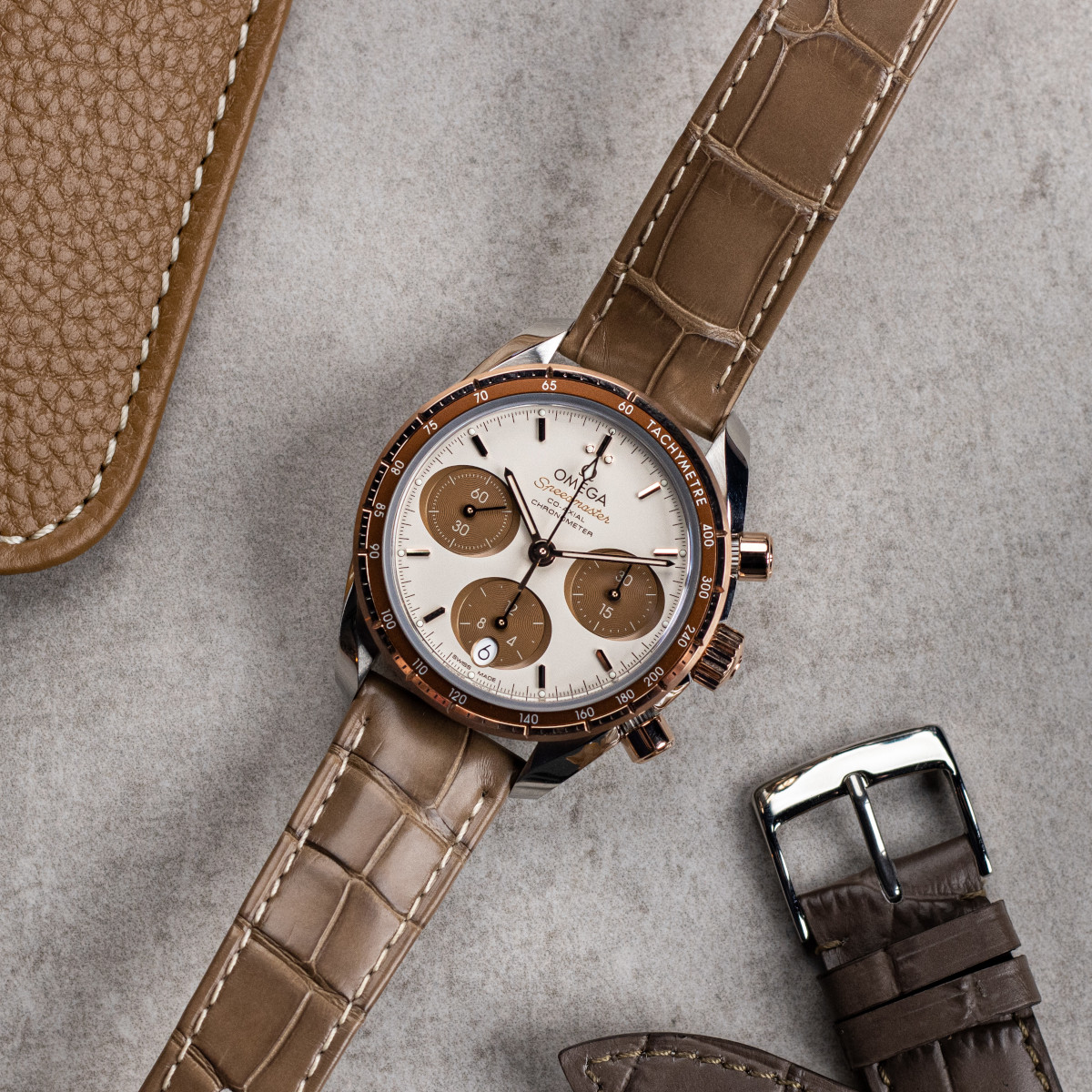 OMEGA Speedmaster Chronograph 38 Produktbild main 2