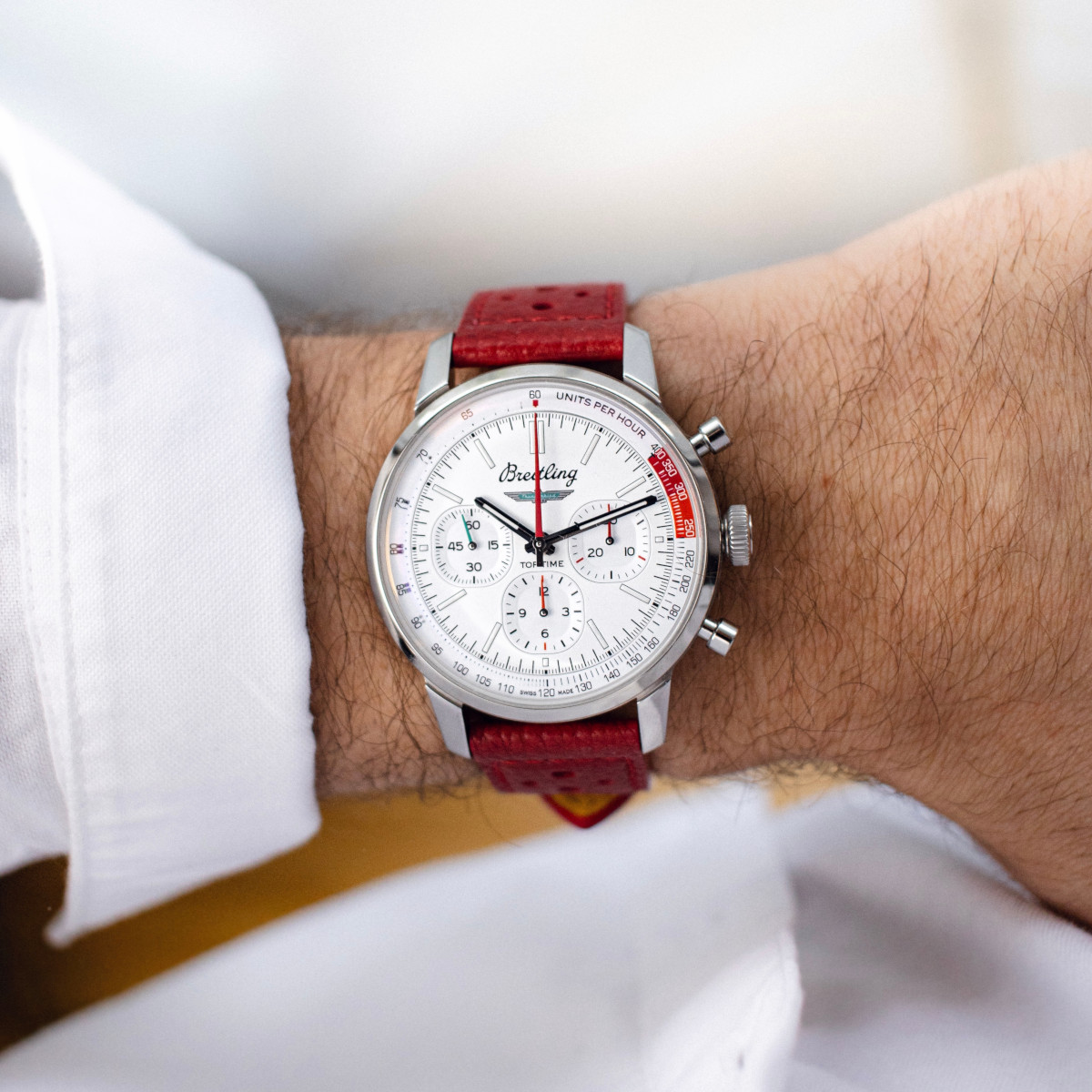 Breitling Top Time B01 Ford Thunderbird Produktbild main 1