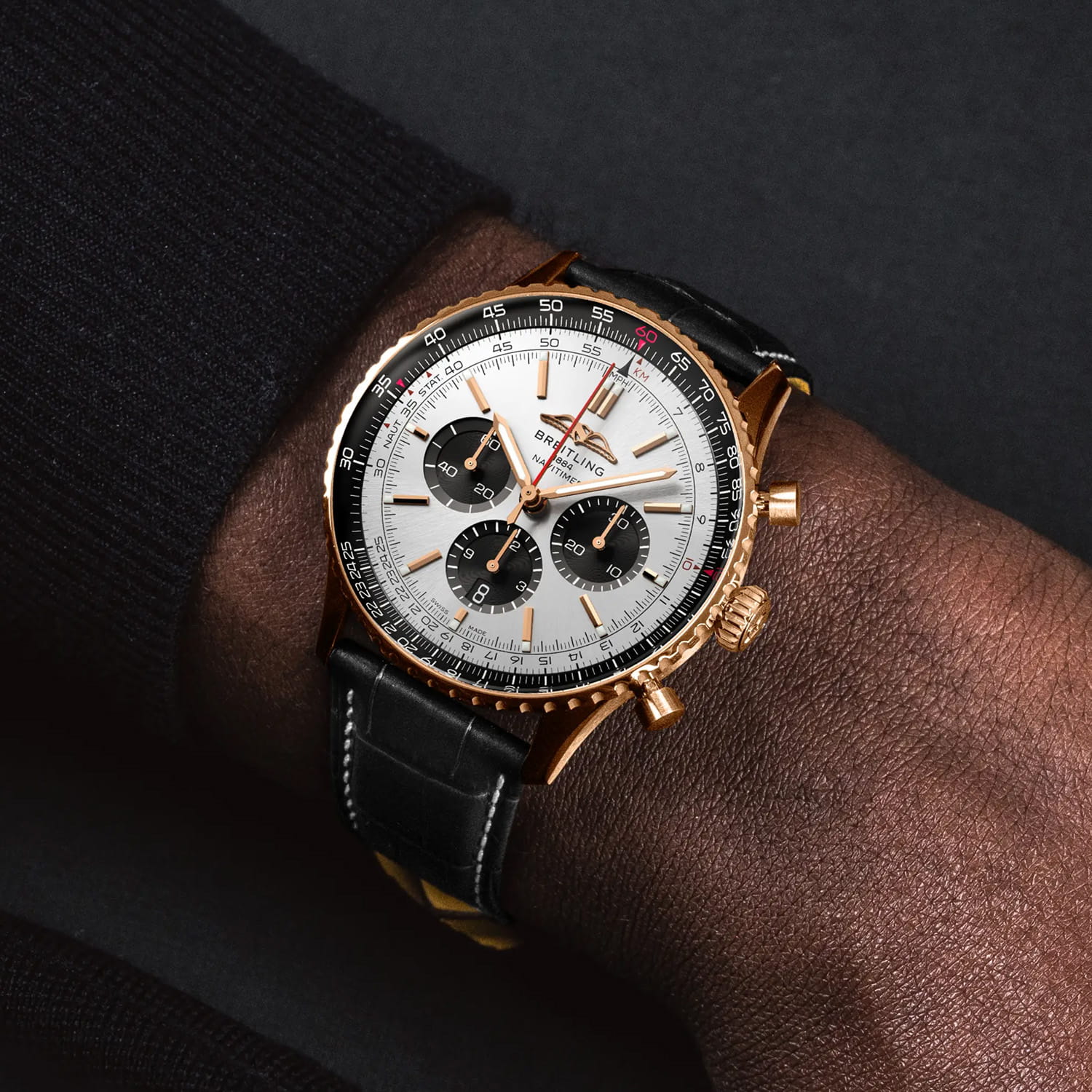Breitling Navitimer B01 Chronograph 46 Produktbild main 5