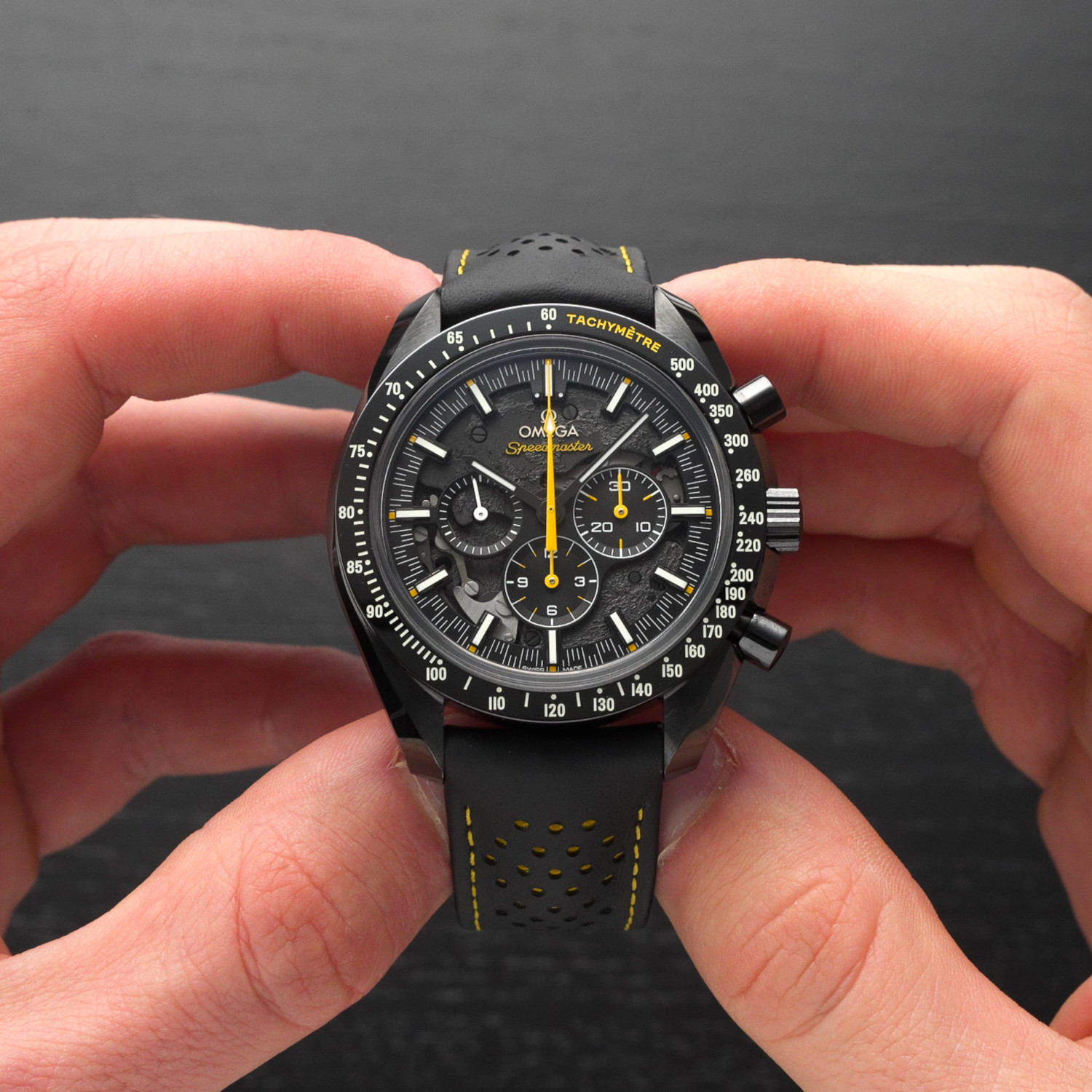 OMEGA Speedmaster Dark Side Of The Moon Apollo 8 CPO Produktbild main 3
