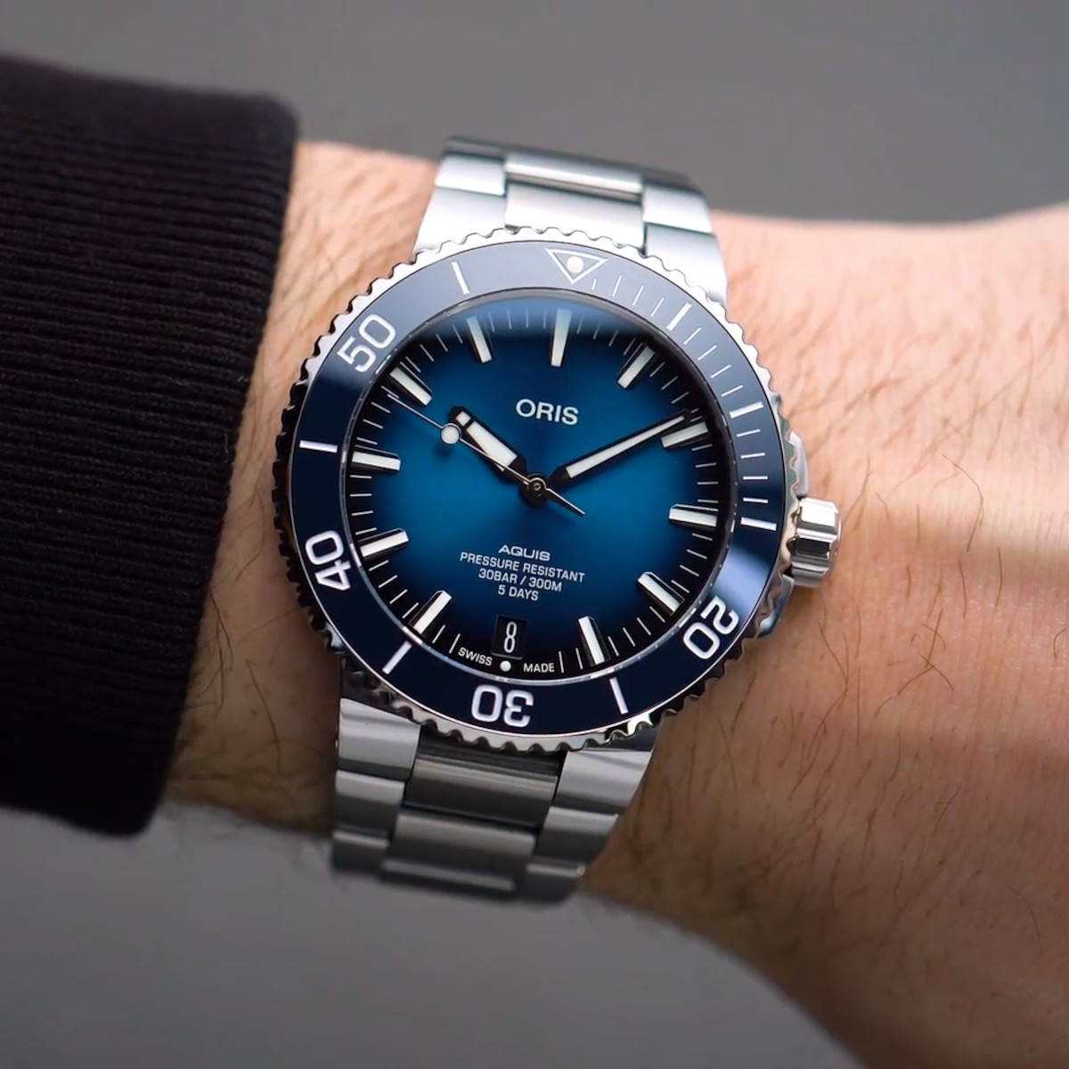 Oris Aquis Date Calibre 400 43,5 Produktbild main 2
