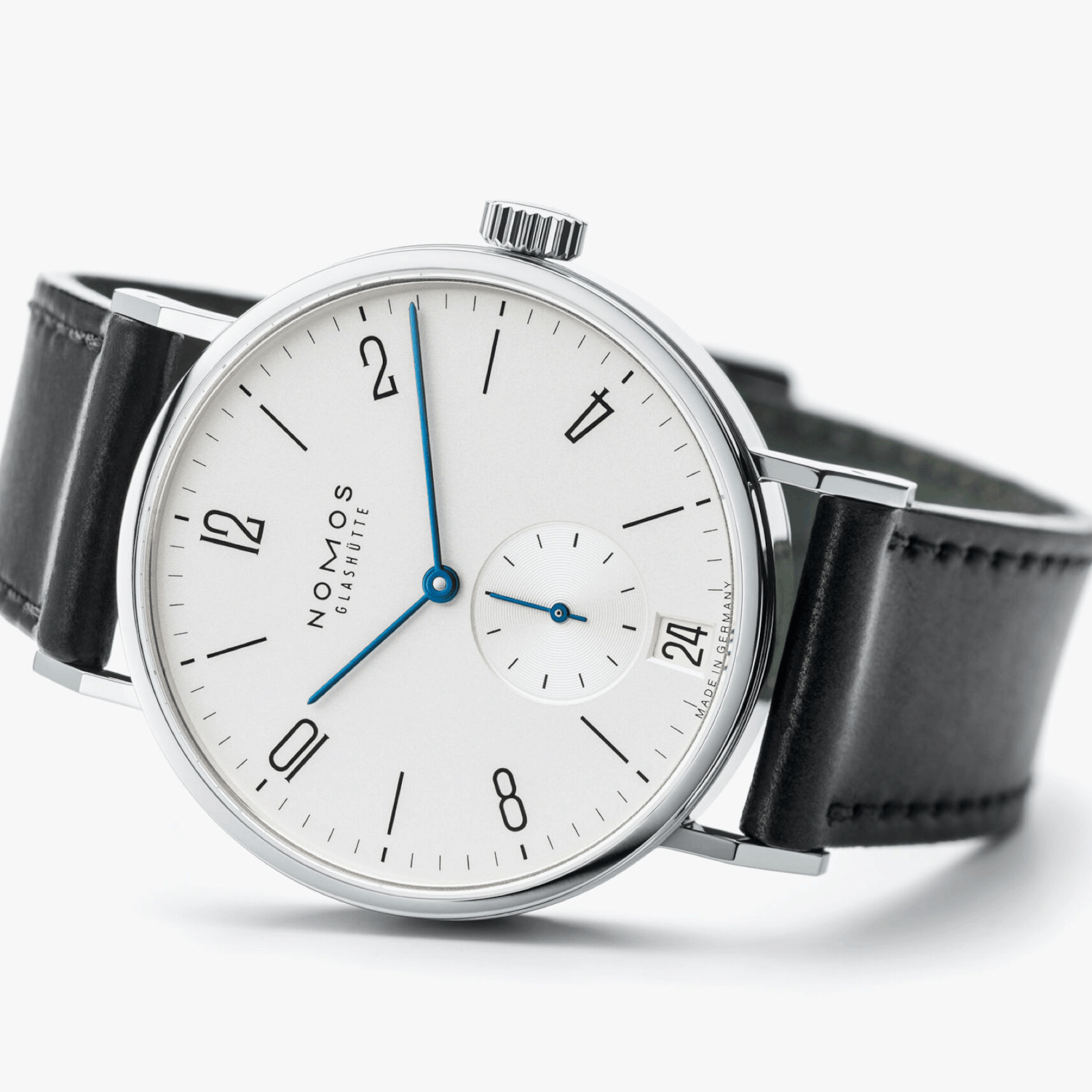 NOMOS Glashütte Tangomat Datum Produktbild main 4